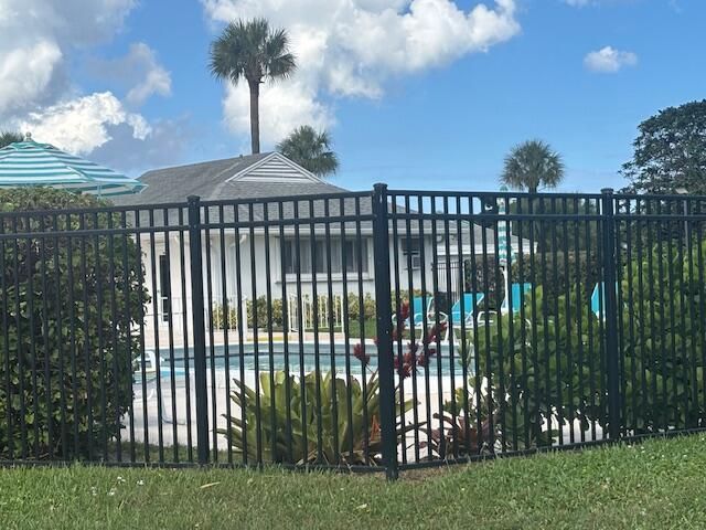 10162 N Meridian Way N, Unit 6, Palm Beach Gardens, FL 33410 Photo