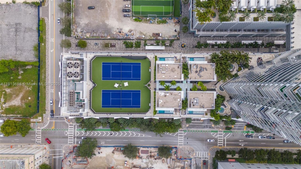 851 NE 1st Ave, Unit 5312, Miami, FL 33132 Photo