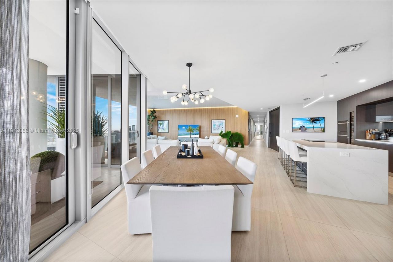 851 NE 1st Ave, Unit 5312, Miami, FL 33132 Photo