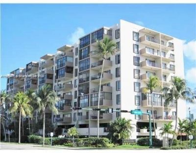 575 Crandon Blvd, Unit 406, Key Biscayne, FL 33149 Photo