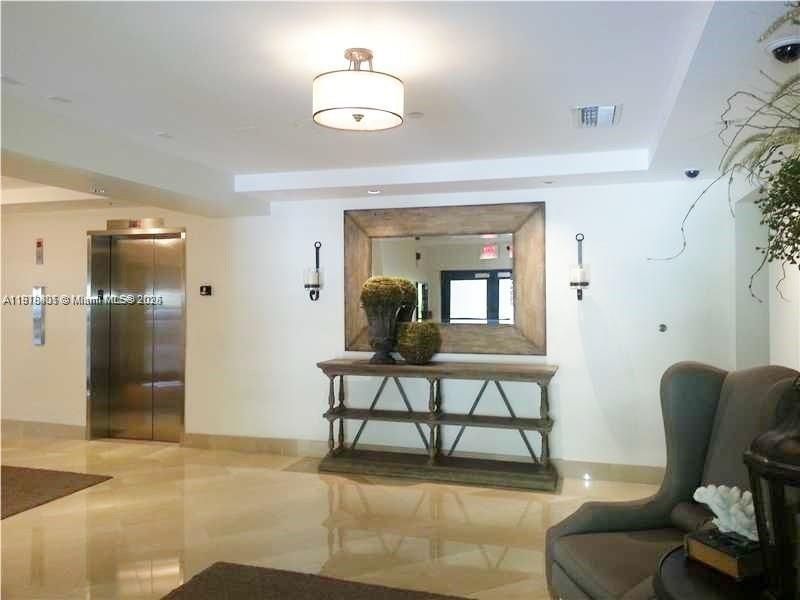 575 Crandon Blvd, Unit 406, Key Biscayne, FL 33149 Photo