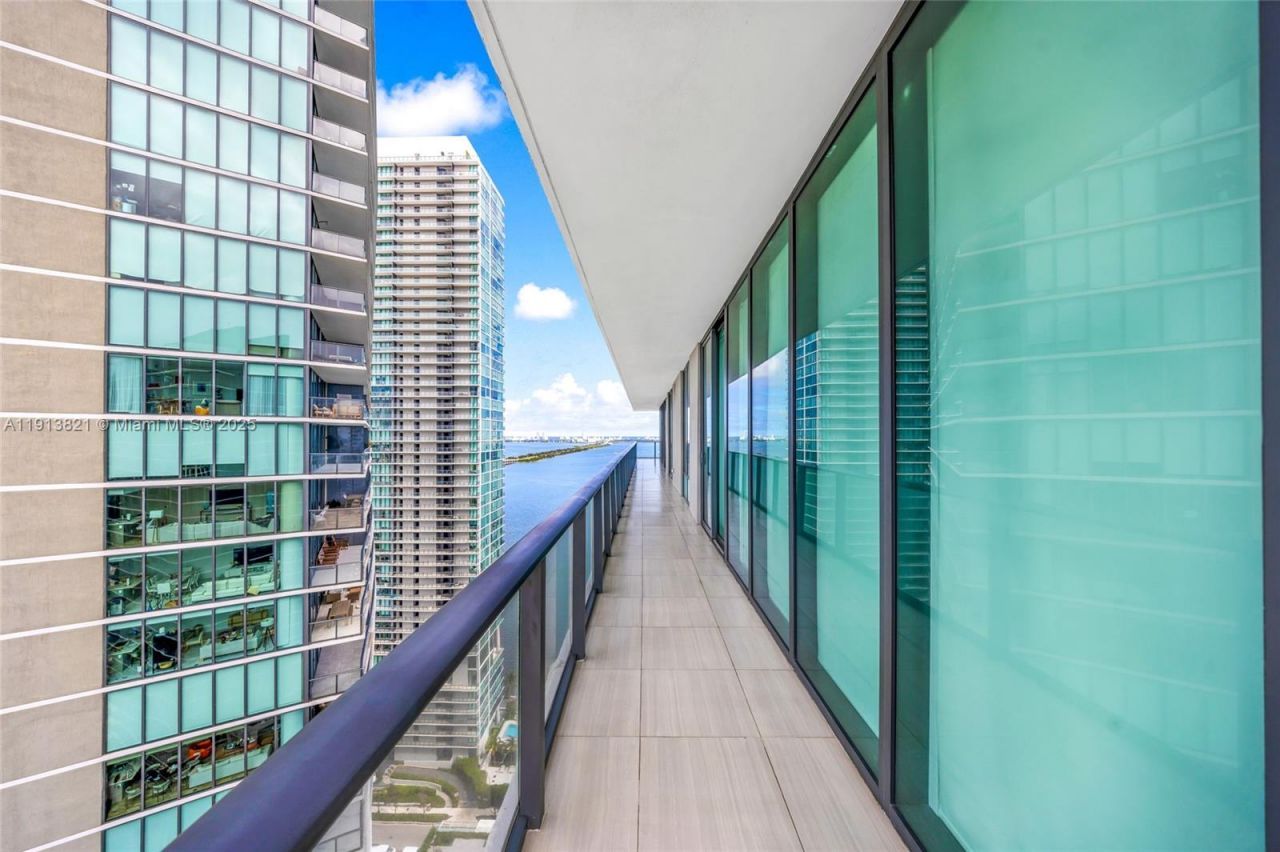 480 NE 31st St, Unit 2807, Miami, FL 33137 Photo