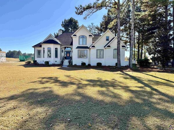 49 Aberdeen Circle, Cordele, GA 31015