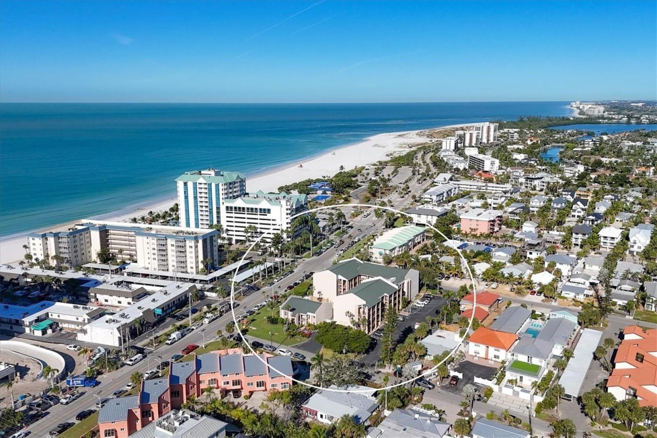 845 Benjamin Franklin Drive, Unit 104, Sarasota, FL 34236 Photo