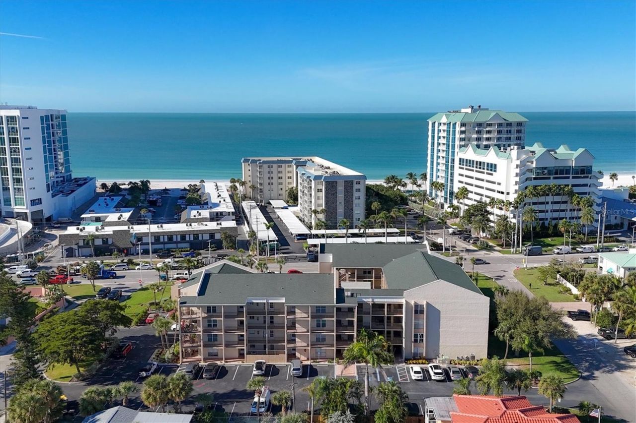 845 Benjamin Franklin Drive, Unit 104, Sarasota, FL 34236 Photo