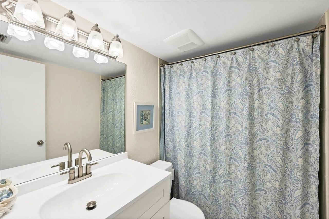 845 Benjamin Franklin Drive, Unit 104, Sarasota, FL 34236 Photo