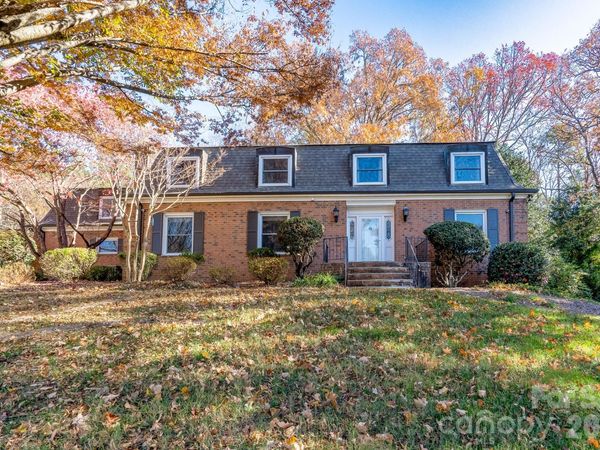 758 Williamsburg Drive NE, Concord, NC 28025