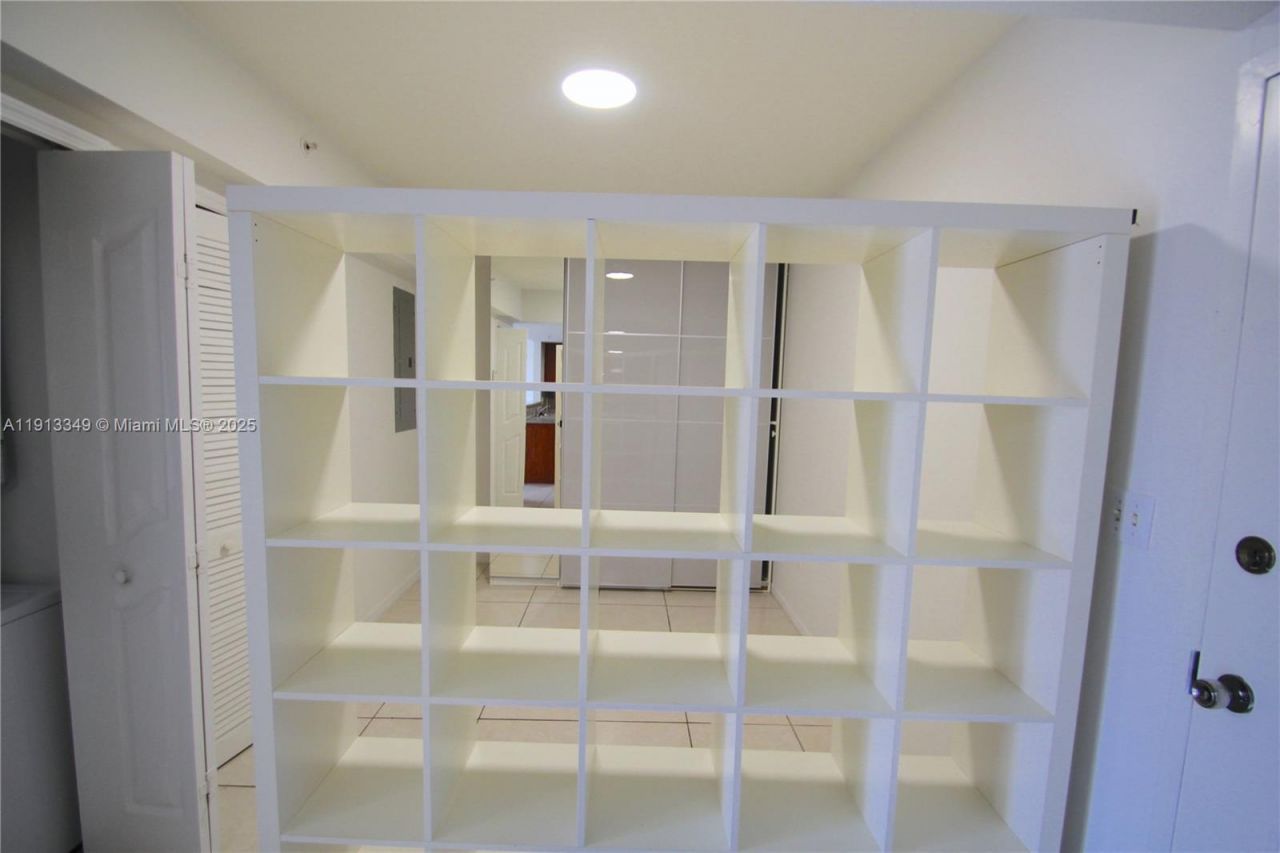 218 NW 12th Avenue, Unit 502, Miami, FL 33128 Photo