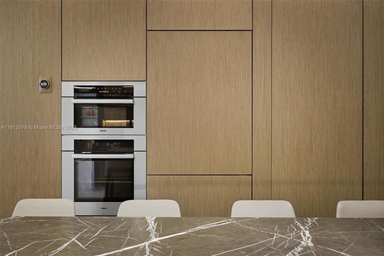 2301 Collins Ave, Unit 1634, Miami Beach, FL 33139 Photo