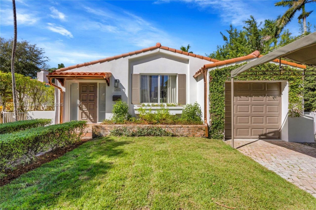 4484 Royal Palm Ave, Miami Beach, FL 33140 Photo