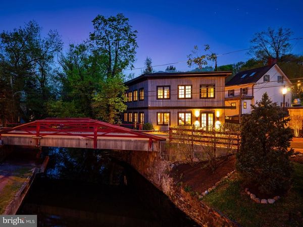 27 W MECHANIC STREET, NEW HOPE, PA 18938