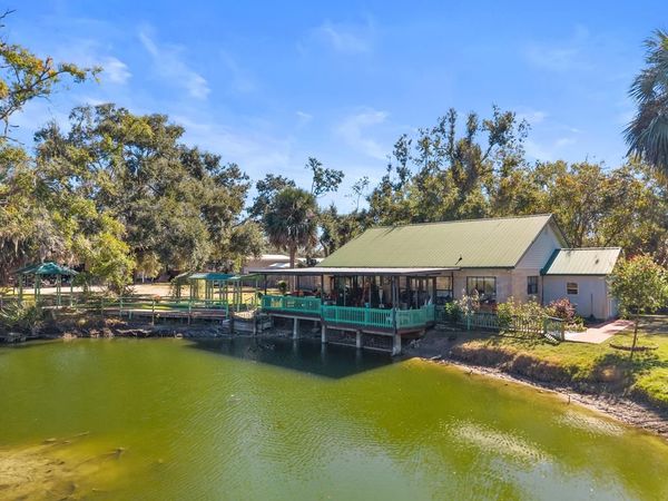 340 Roys Rd, Steinhatchee, FL 32359