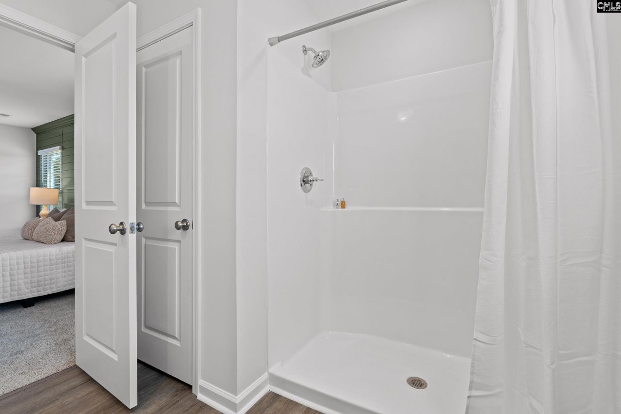 511 Bogarde Terrace Photo 19