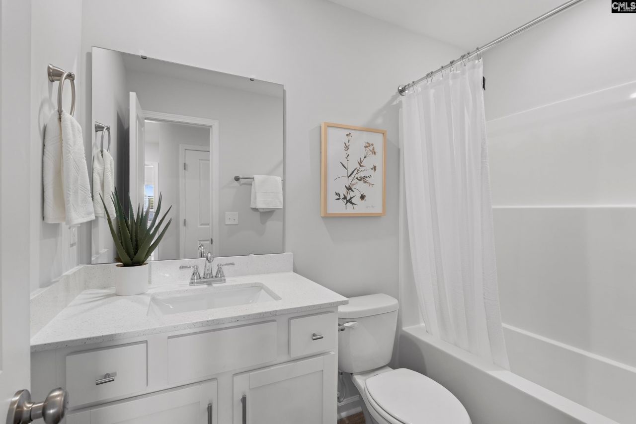 511 Bogarde Terrace Photo 28