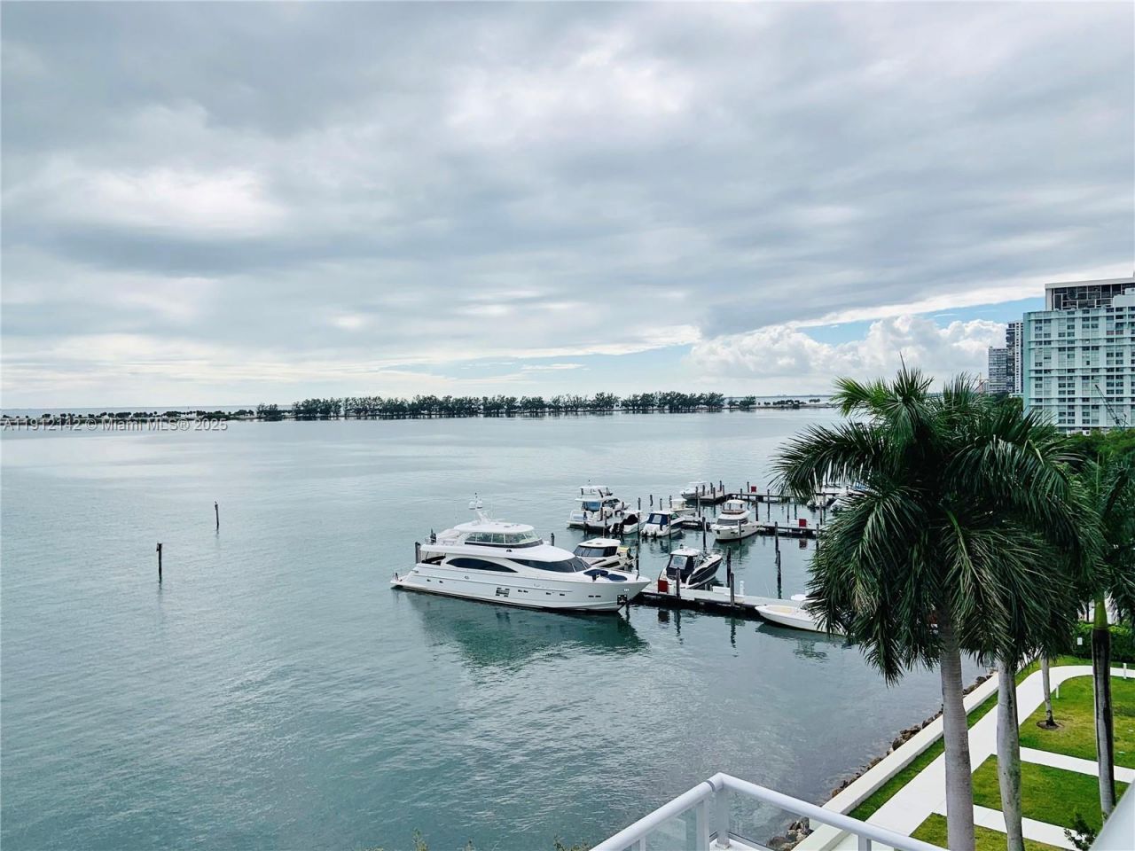 1541 Brickell Ave, Unit C608, Miami, FL 33129 Photo