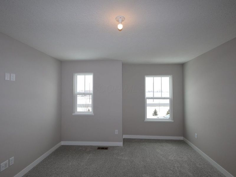 6928 Barksdale Drive, Dublin, OH 43016 Photo 11