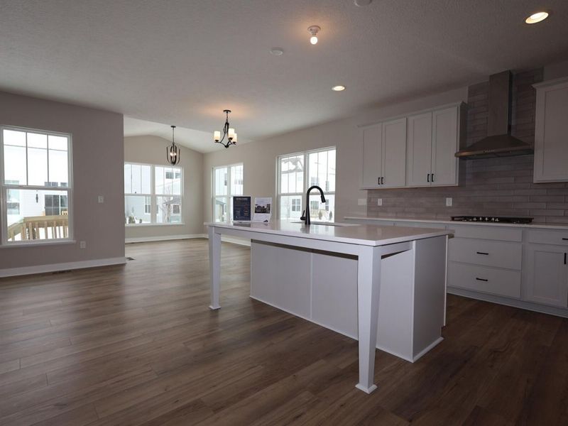 6928 Barksdale Drive, Dublin, OH 43016 Photo 4