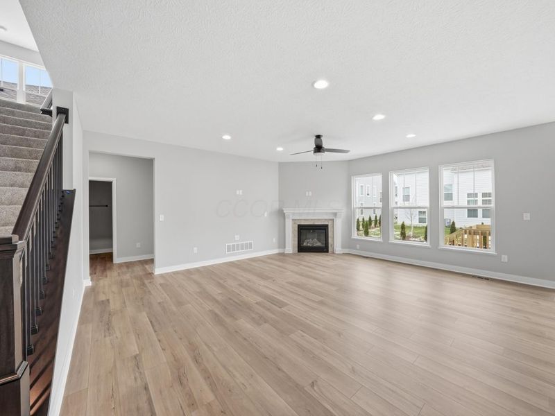 6928 Barksdale Drive, Dublin, OH 43016 Photo 8