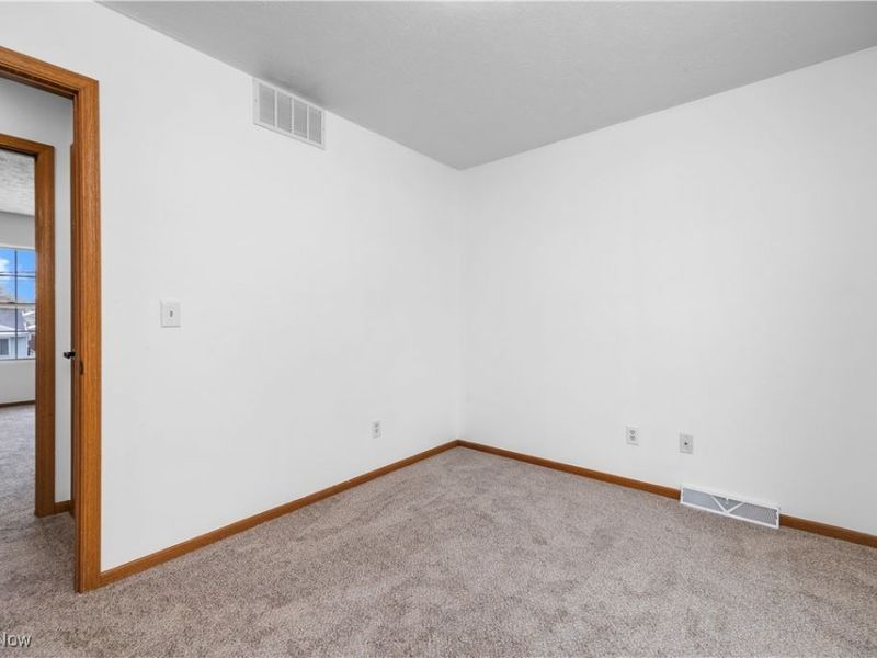 132 Warden Avenue, Elyria, OH 44035 Photo 30