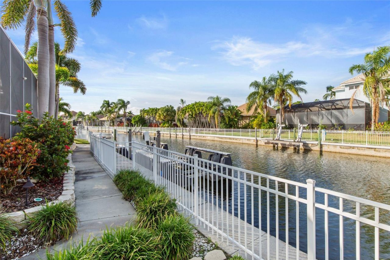 4741 Pinnacle Drive, Bradenton, FL 34208 Photo