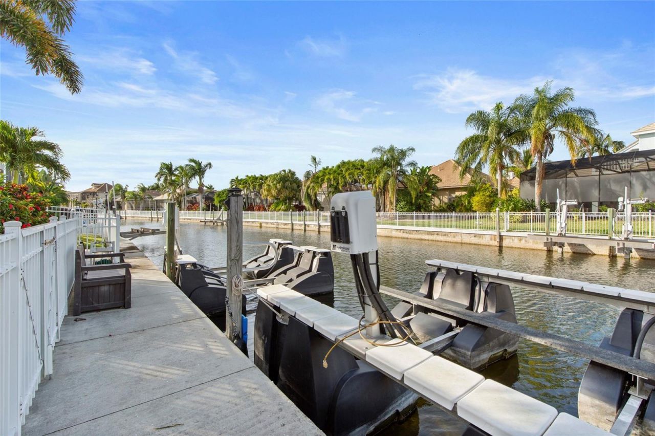 4741 Pinnacle Drive, Bradenton, FL 34208 Photo