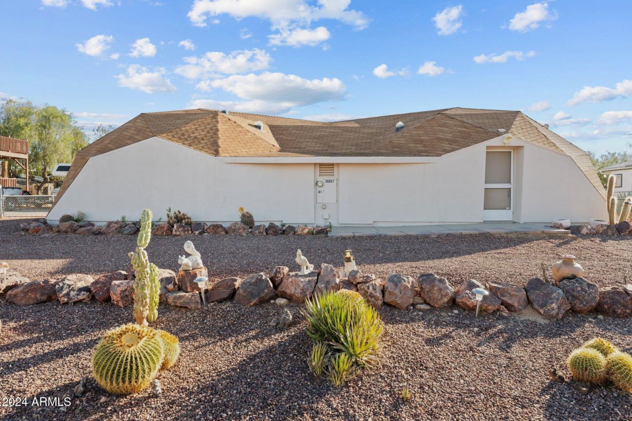 30857 S Wandering Way, Congress, AZ 85332 Main Photo