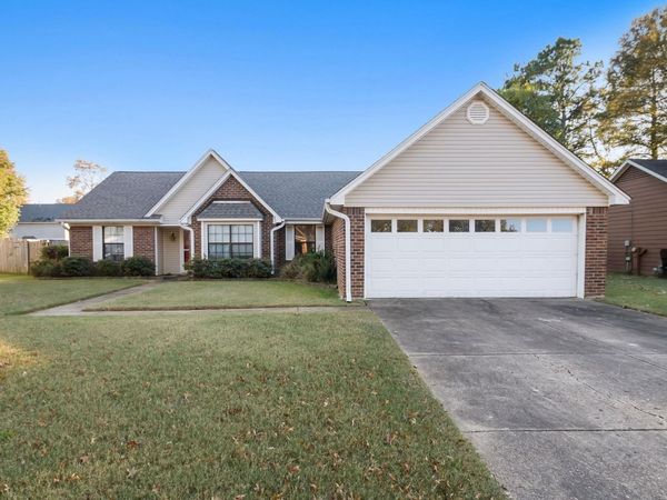 6465 EASTBRIER DR, Bartlett, TN 38135