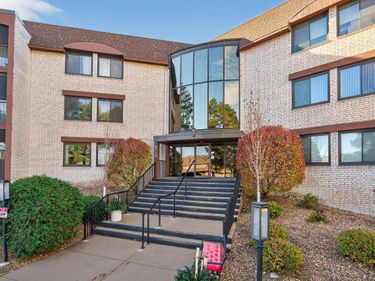 4710 58th Avenue N, Unit 202, Crystal, MN 55429