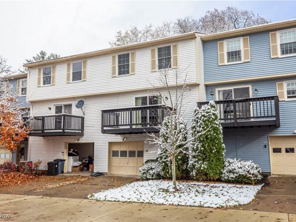 147 Quaker Ridge Drive, Akron, OH 44313