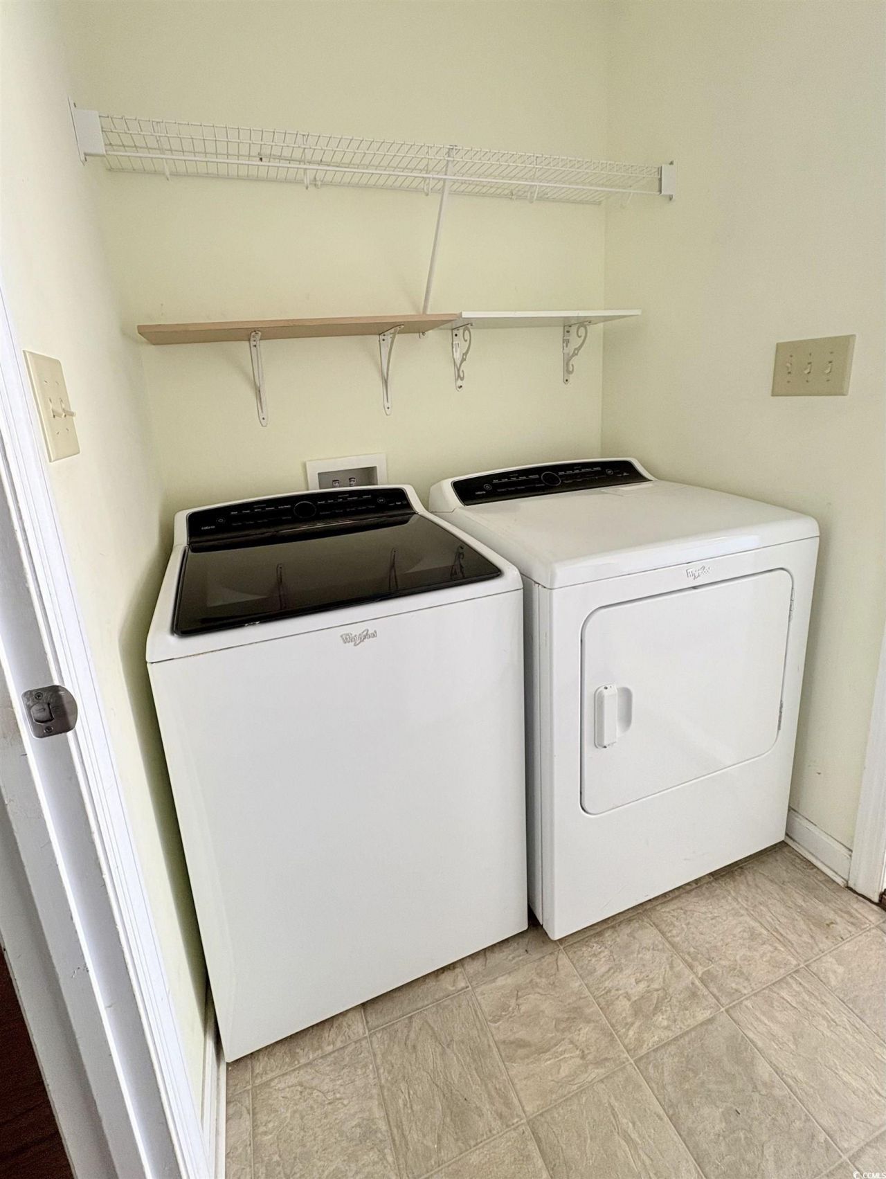 131 Balsa Dr. Photo 14