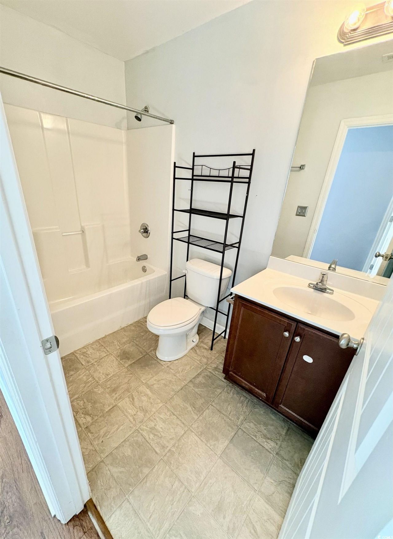 131 Balsa Dr. Photo 16