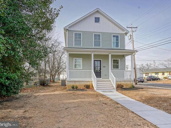 300 LINCOLN AVENUE, PAULSBORO, NJ 08066