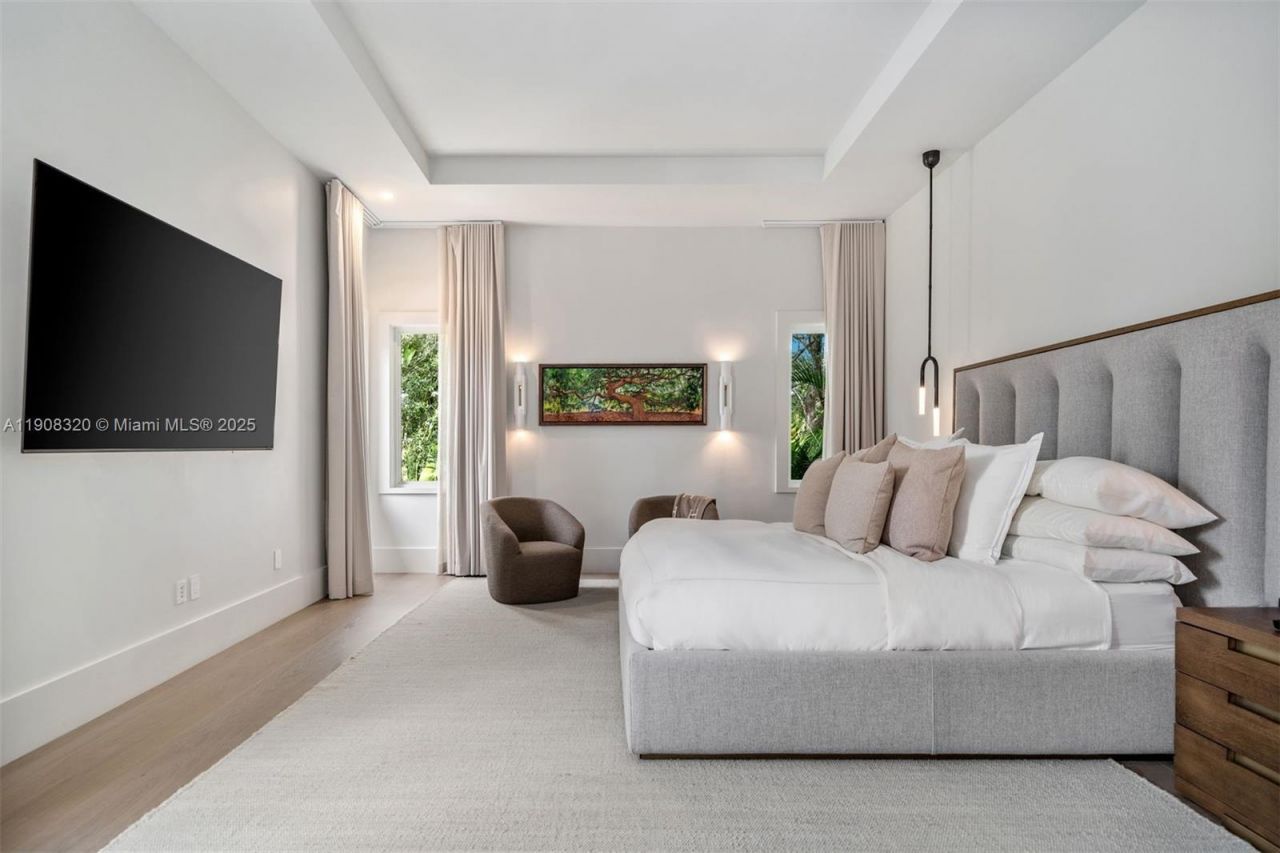 8900 SW 62nd Ct, Pinecrest, FL 33156 Photo