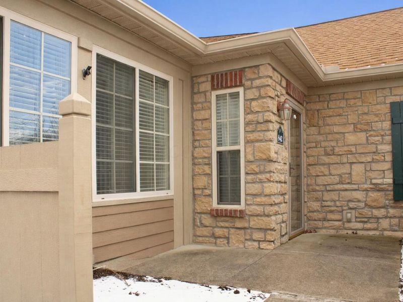 842 Lambton Circle W, Lancaster, OH 43130 Photo 1