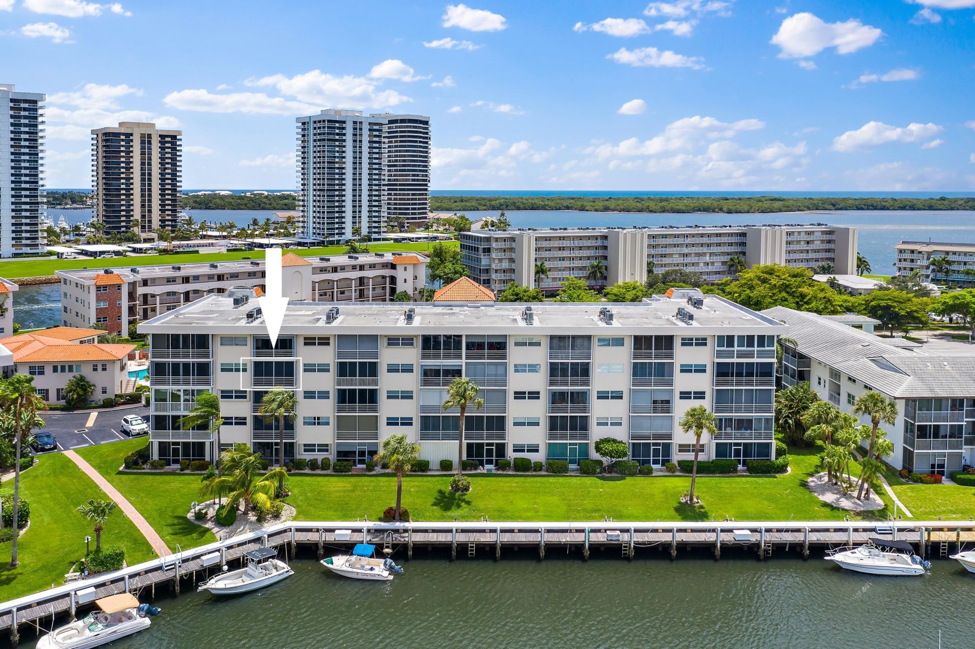 29 Yacht Club Drive, Unit 407, North Palm Beach, FL 33408 Photo