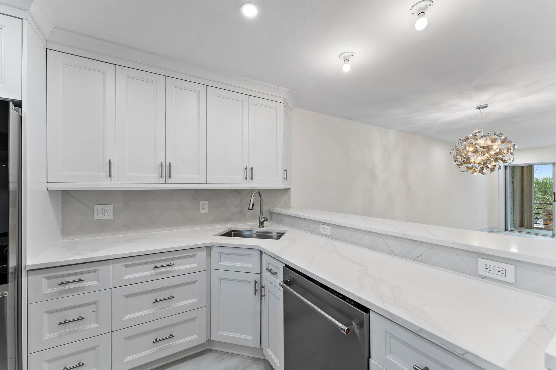 29 Yacht Club Drive, Unit 407, North Palm Beach, FL 33408 Photo