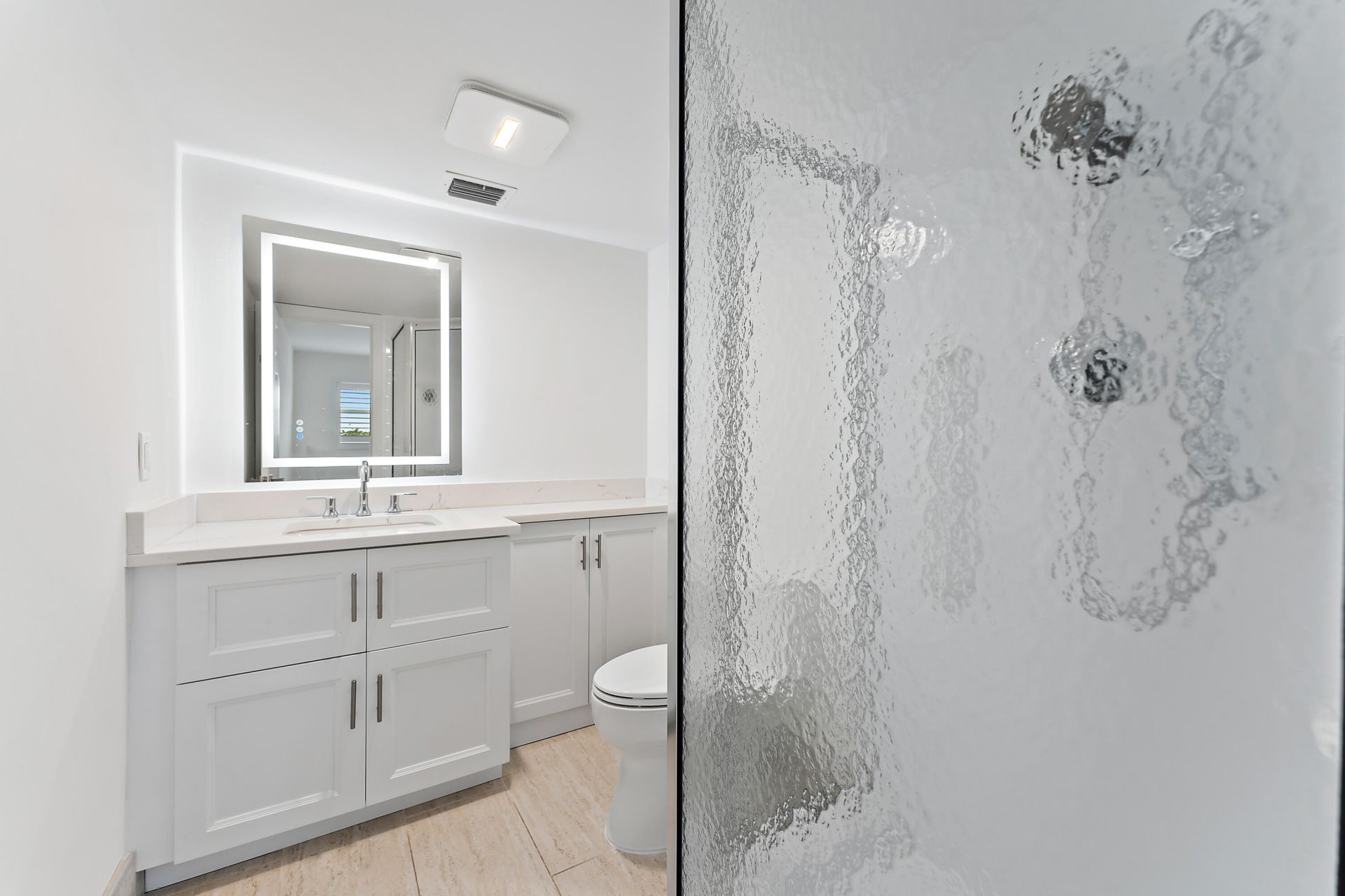 29 Yacht Club Drive, Unit 407, North Palm Beach, FL 33408 Photo