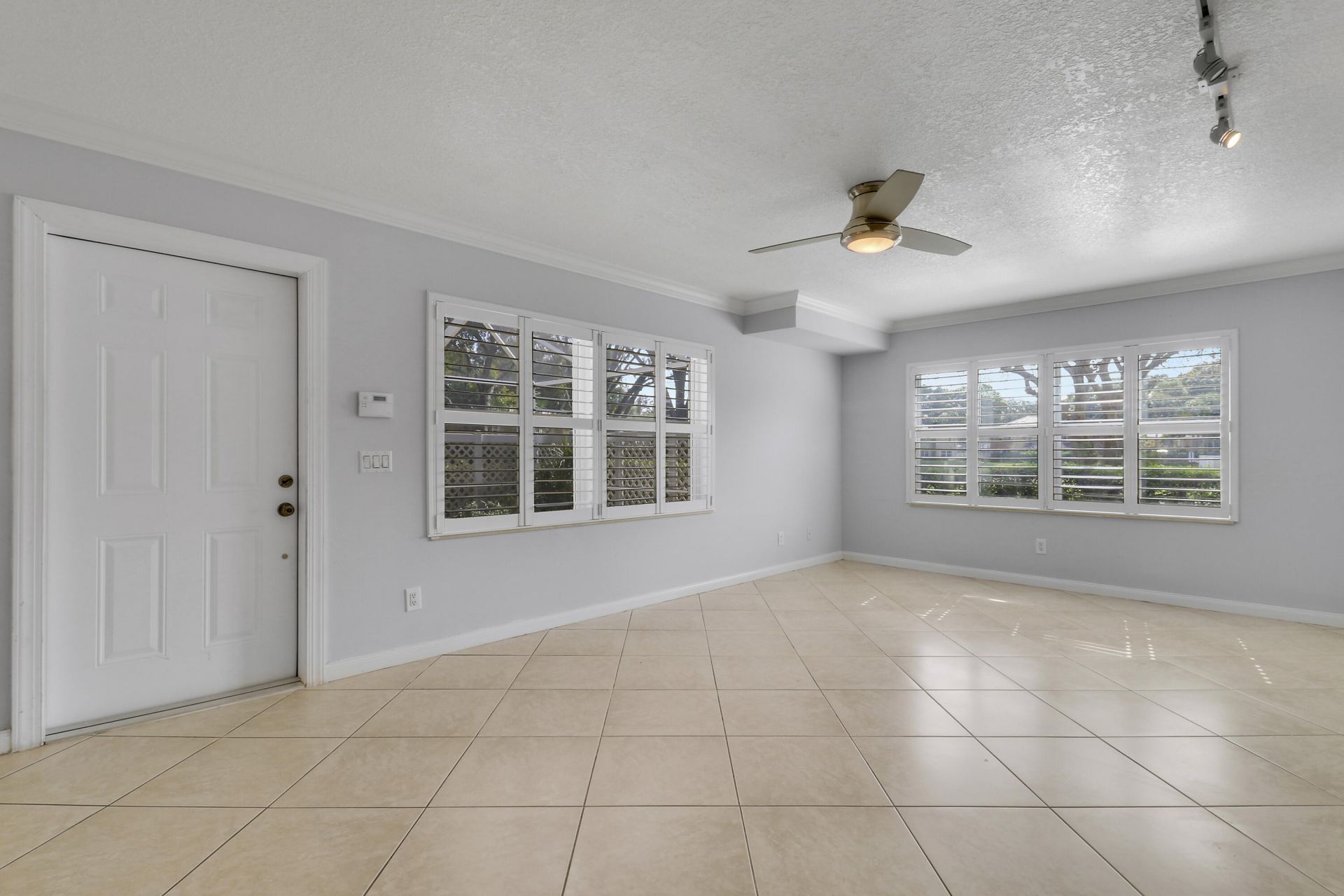 1903 Stratford Way, West Palm Beach, FL 33409 Photo