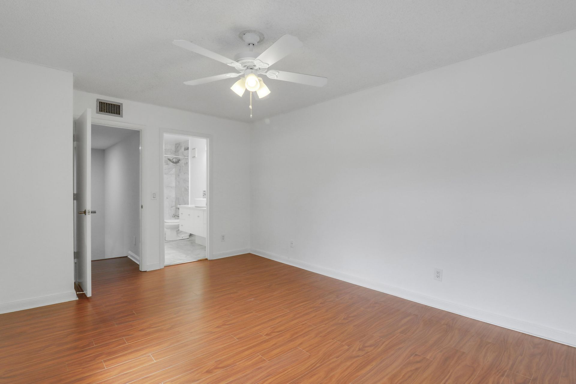 1903 Stratford Way, West Palm Beach, FL 33409 Photo