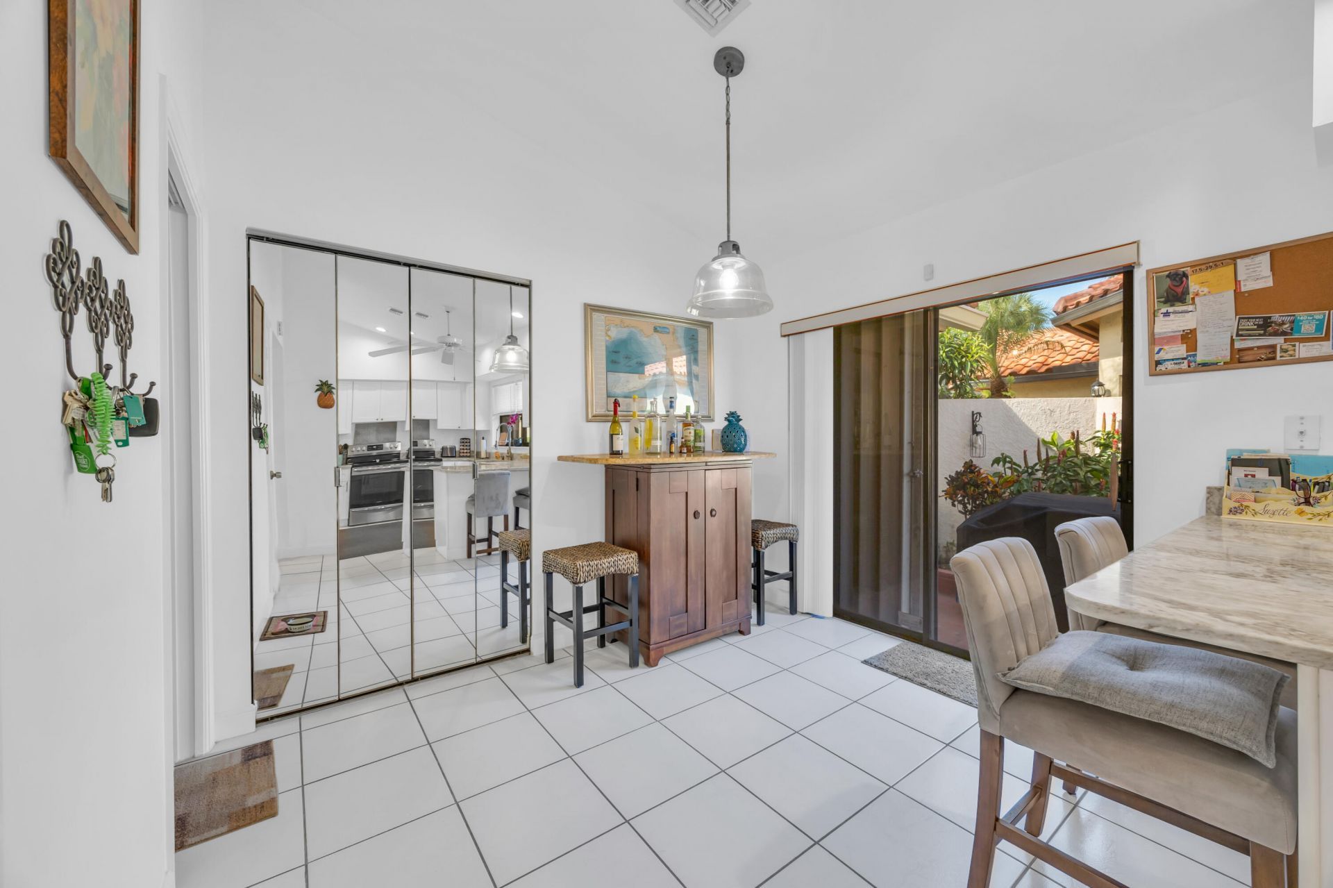 2735 SW Mariposa Circle, Palm City, FL 34990 Photo