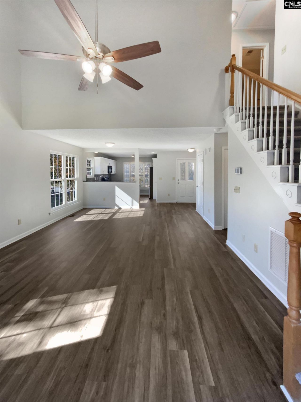 102 Brassfield Court Photo 14