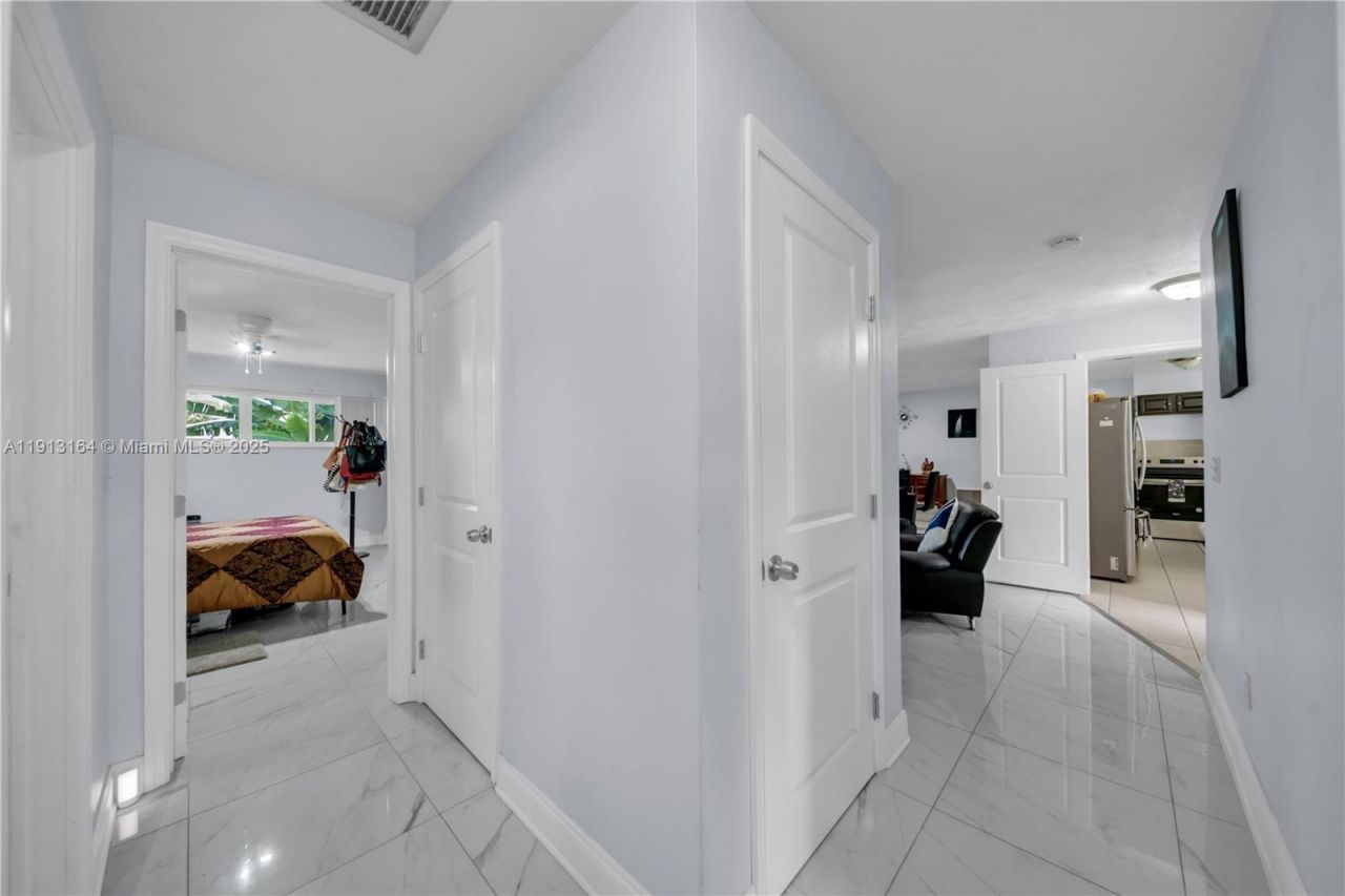 246 SE 44th St, Cape Coral, FL 33904 Photo