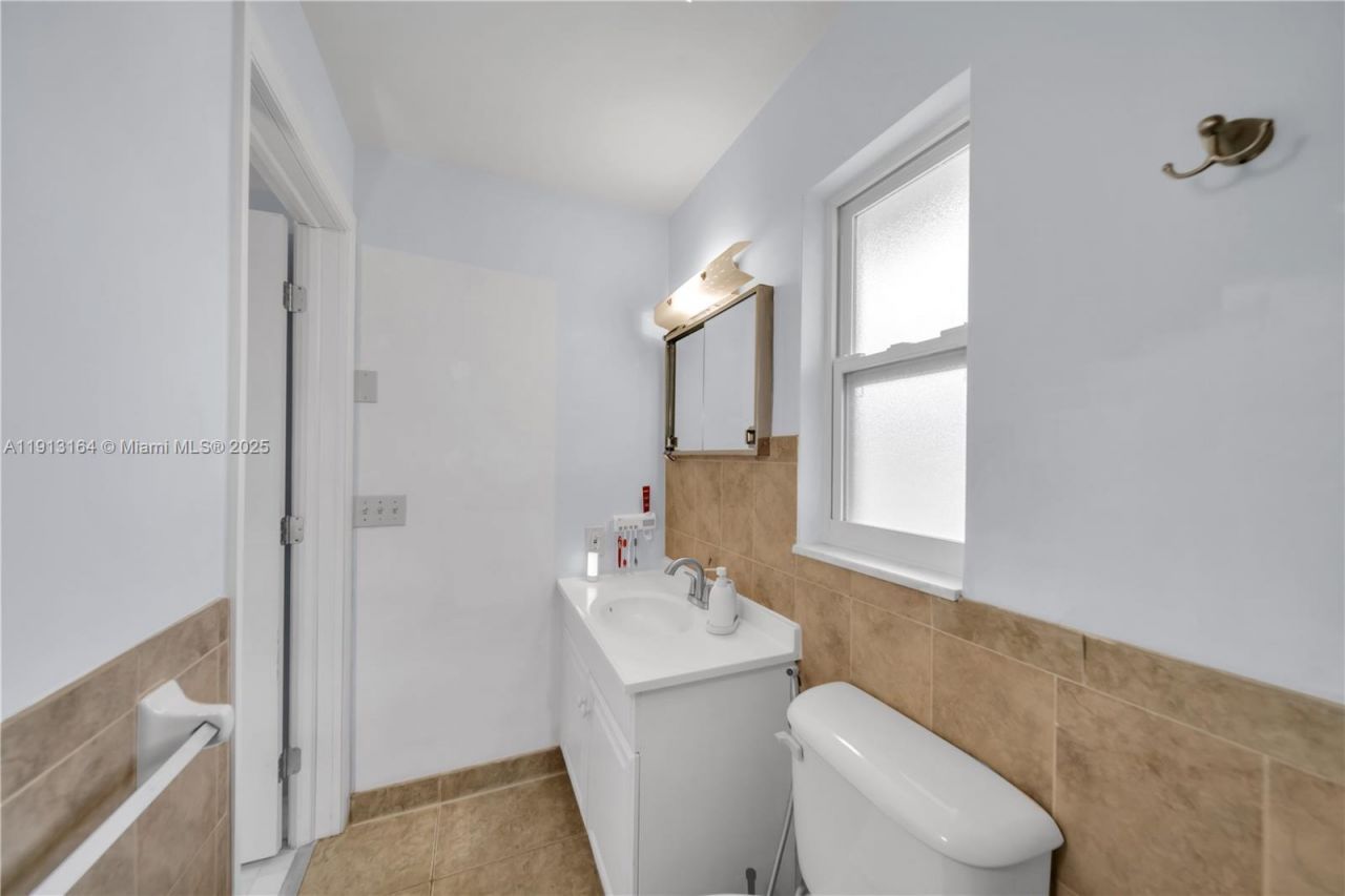 246 SE 44th St, Cape Coral, FL 33904 Photo