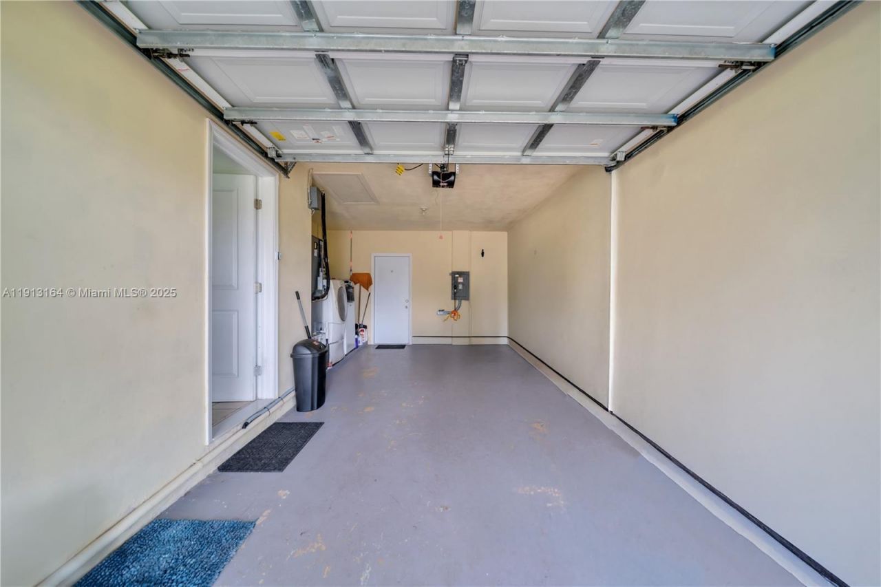 246 SE 44th St, Cape Coral, FL 33904 Photo