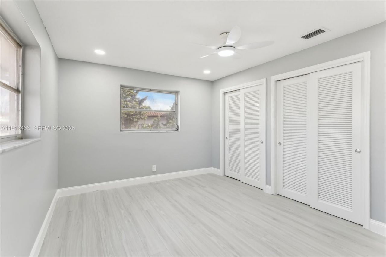 6800 NW 58th Ct, Tamarac, FL 33321 Photo