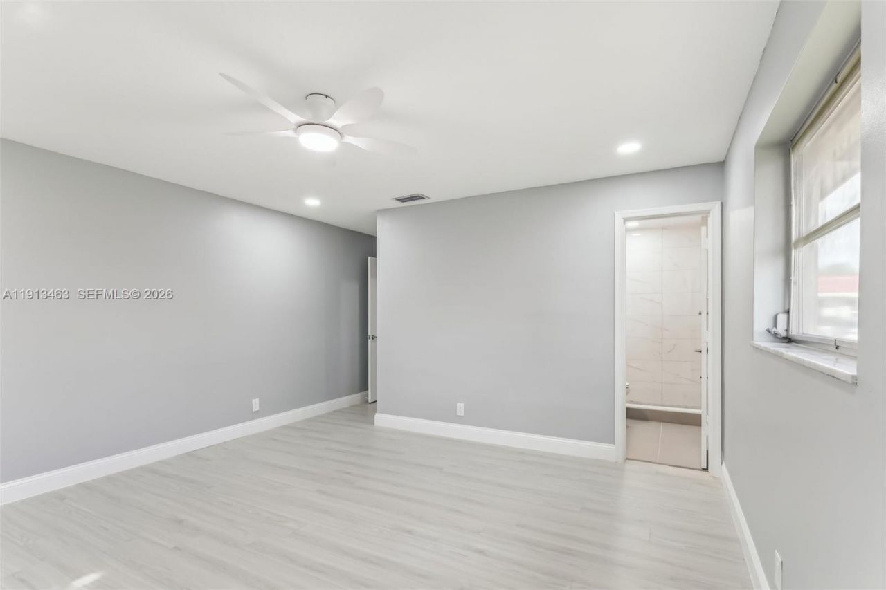 6800 NW 58th Ct, Tamarac, FL 33321 Photo