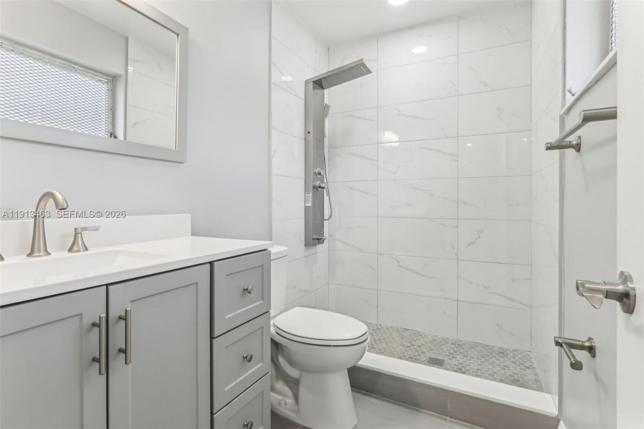 6800 NW 58th Ct, Tamarac, FL 33321 Photo