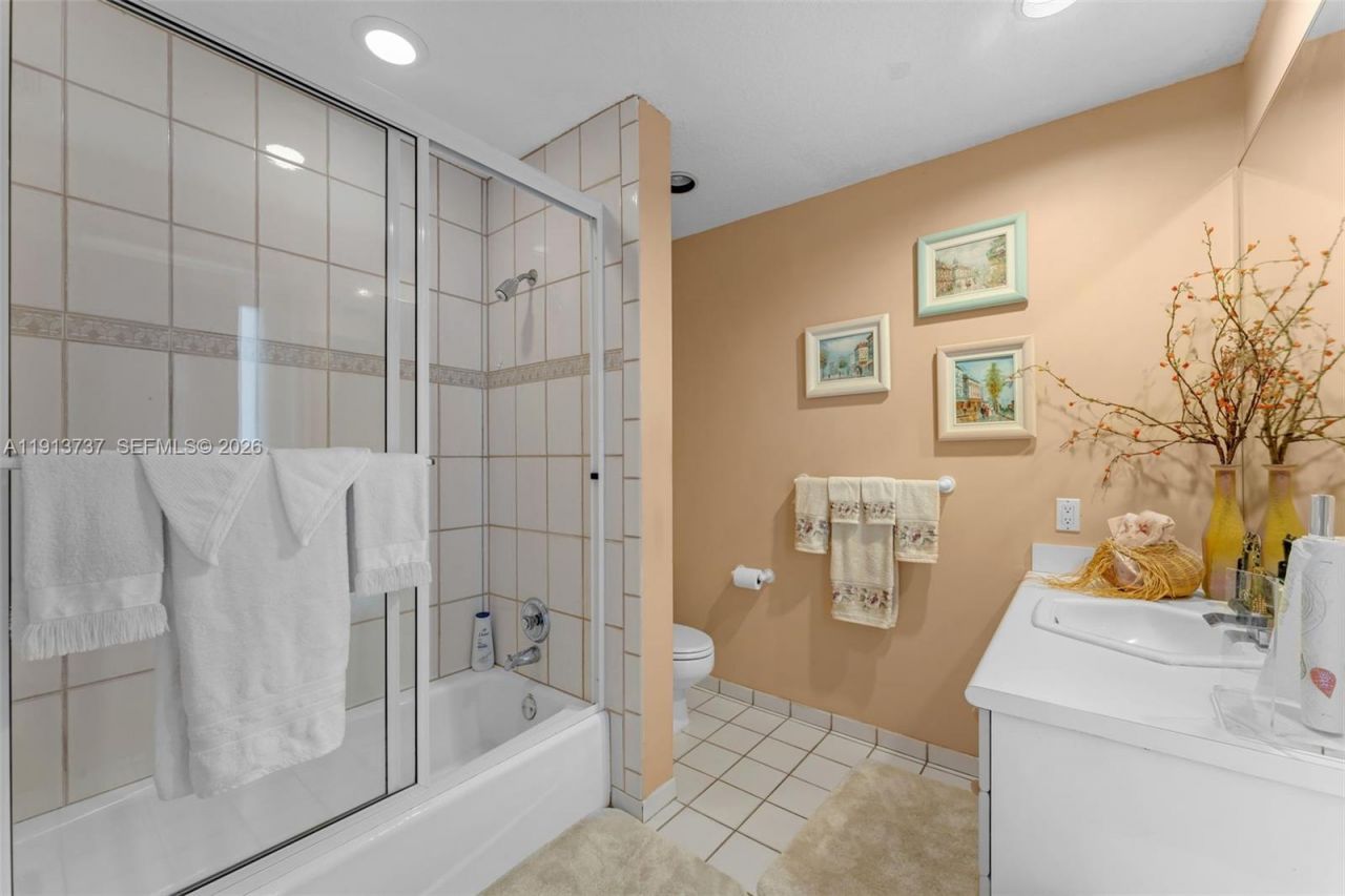 10220 SW 140th St, Miami, FL 33176 Photo