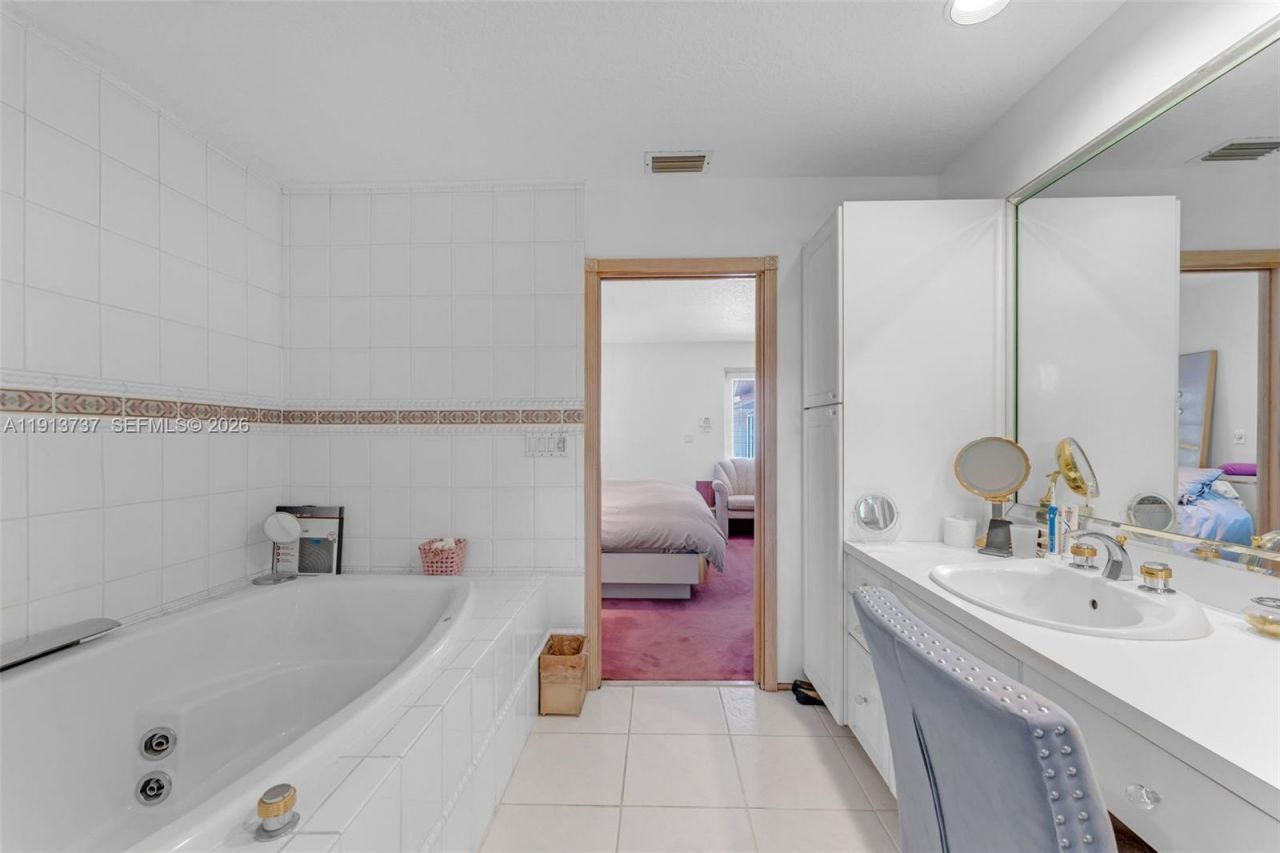 10220 SW 140th St, Miami, FL 33176 Photo