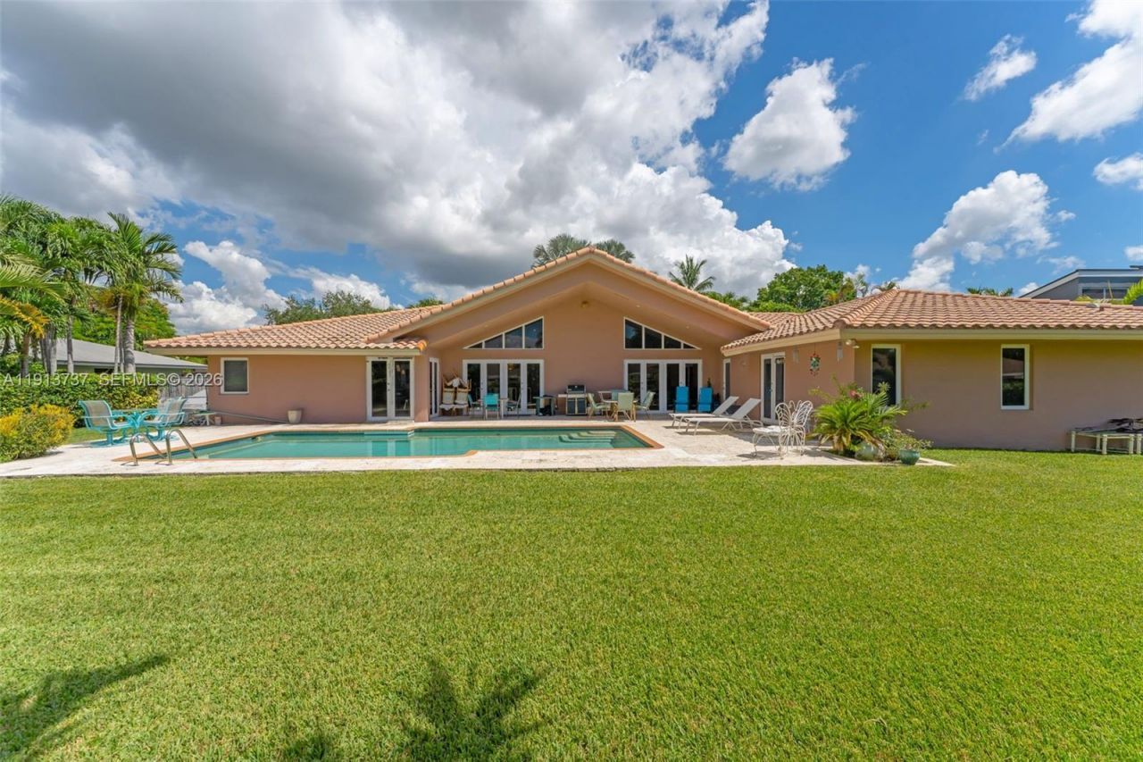 10220 SW 140th St, Miami, FL 33176 Photo